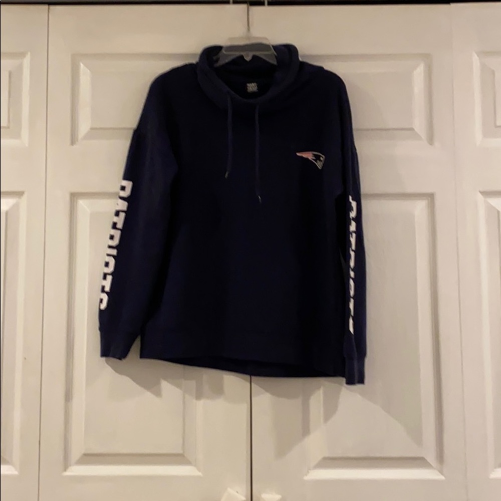 Women’s patriots hoodie